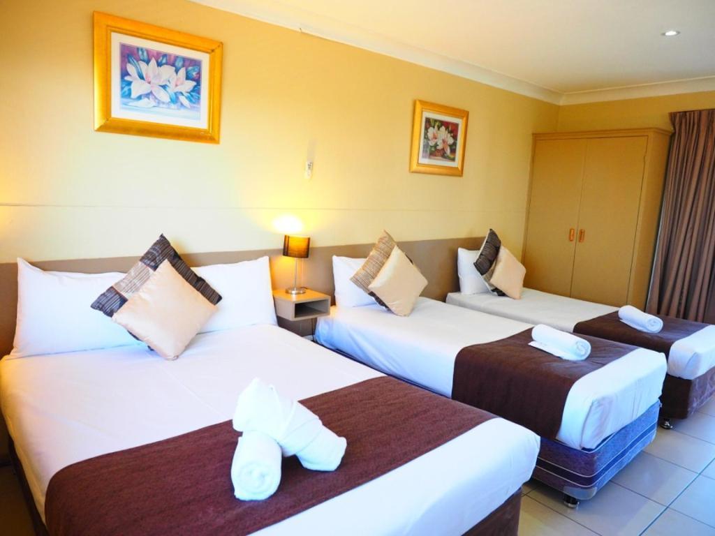 Bella Vista Motel กอสเฟิร์ด ภายนอก รูปภาพ