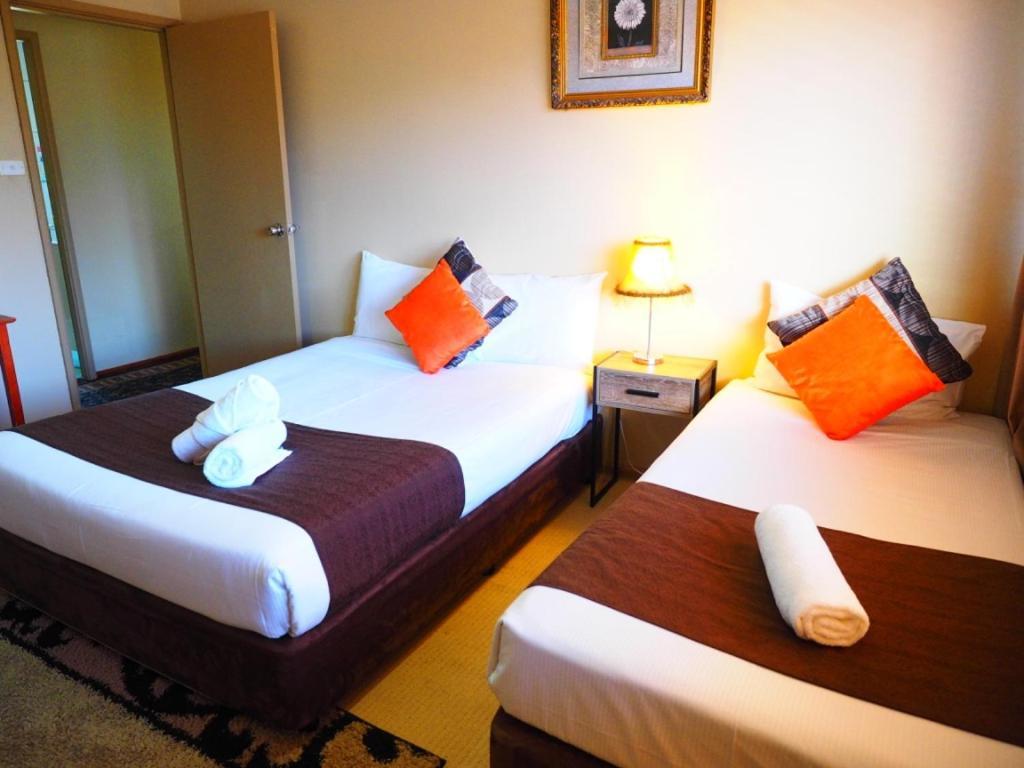 Bella Vista Motel กอสเฟิร์ด ภายนอก รูปภาพ