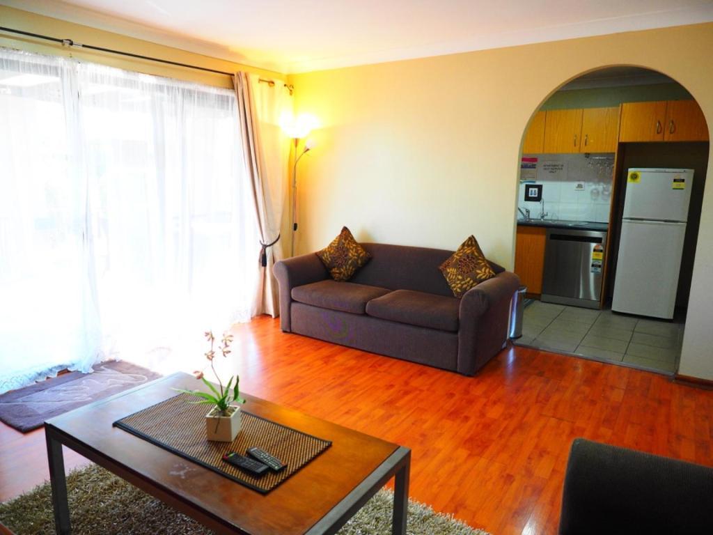 Bella Vista Motel กอสเฟิร์ด ภายนอก รูปภาพ